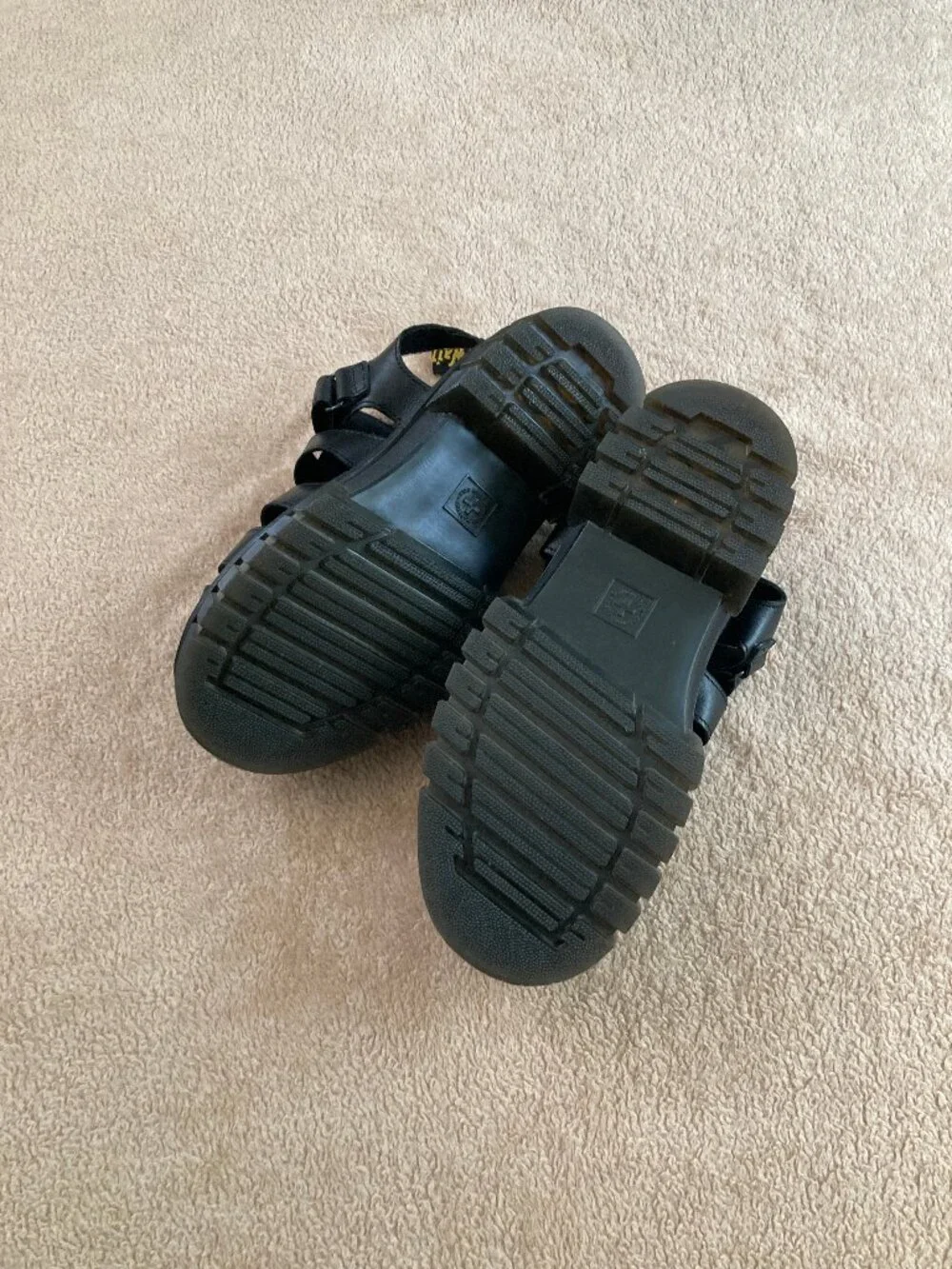 Doc Martens Ricki Lug Platform Fisherman Sandal 8/39 $185 NWOB